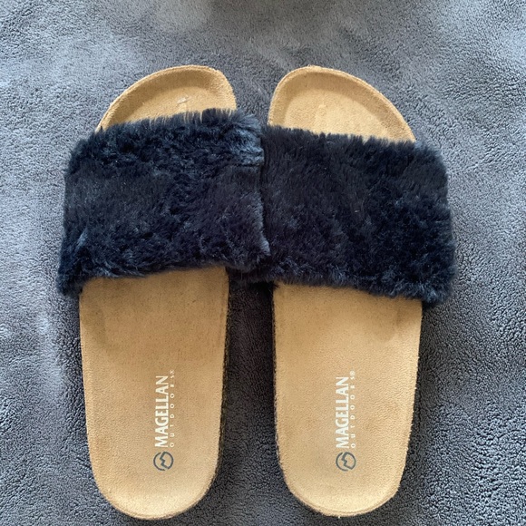 magellan slippers